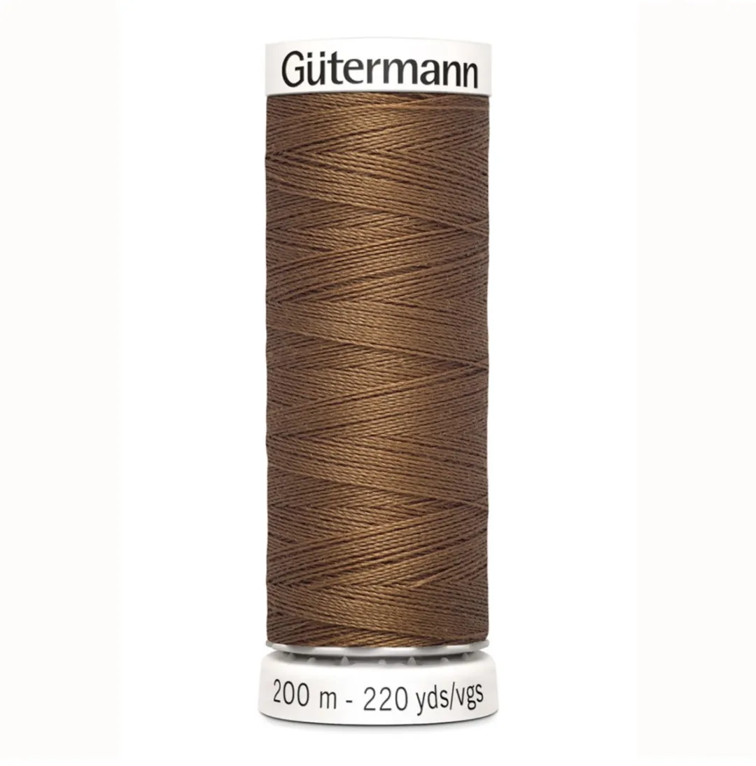 Gutermann Polyester Naaigaren 124 - Bruin