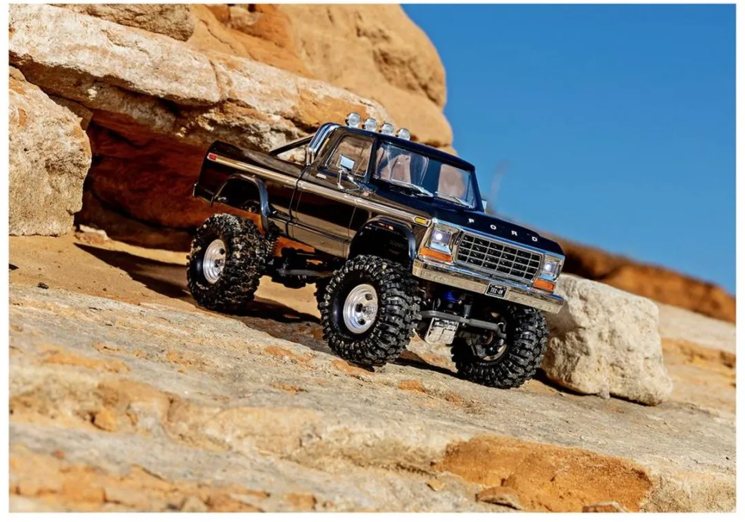 Traxxas TRX-4M Ford F-150 High Trail Edition Blauw RC Crawler