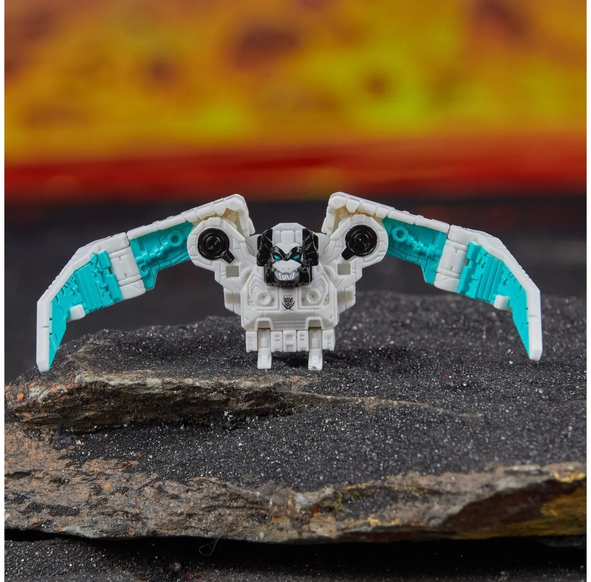 Hasbro Transformers Generations Legacy Star Raider Thundertron - Action Figuur - 18cm - Multi