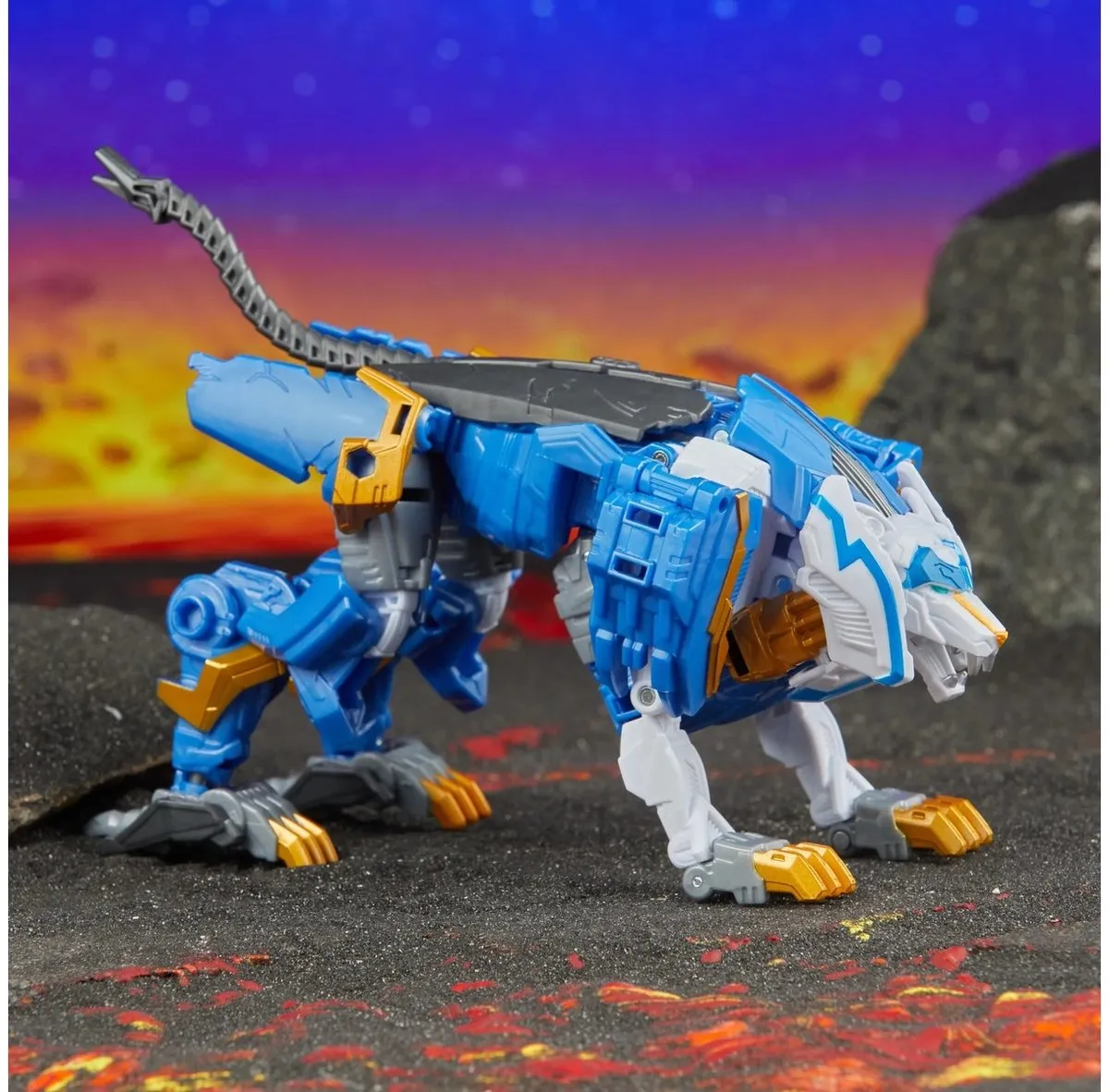 Hasbro Transformers Generations Legacy Star Raider Thundertron - Action Figuur - 18cm - Multi