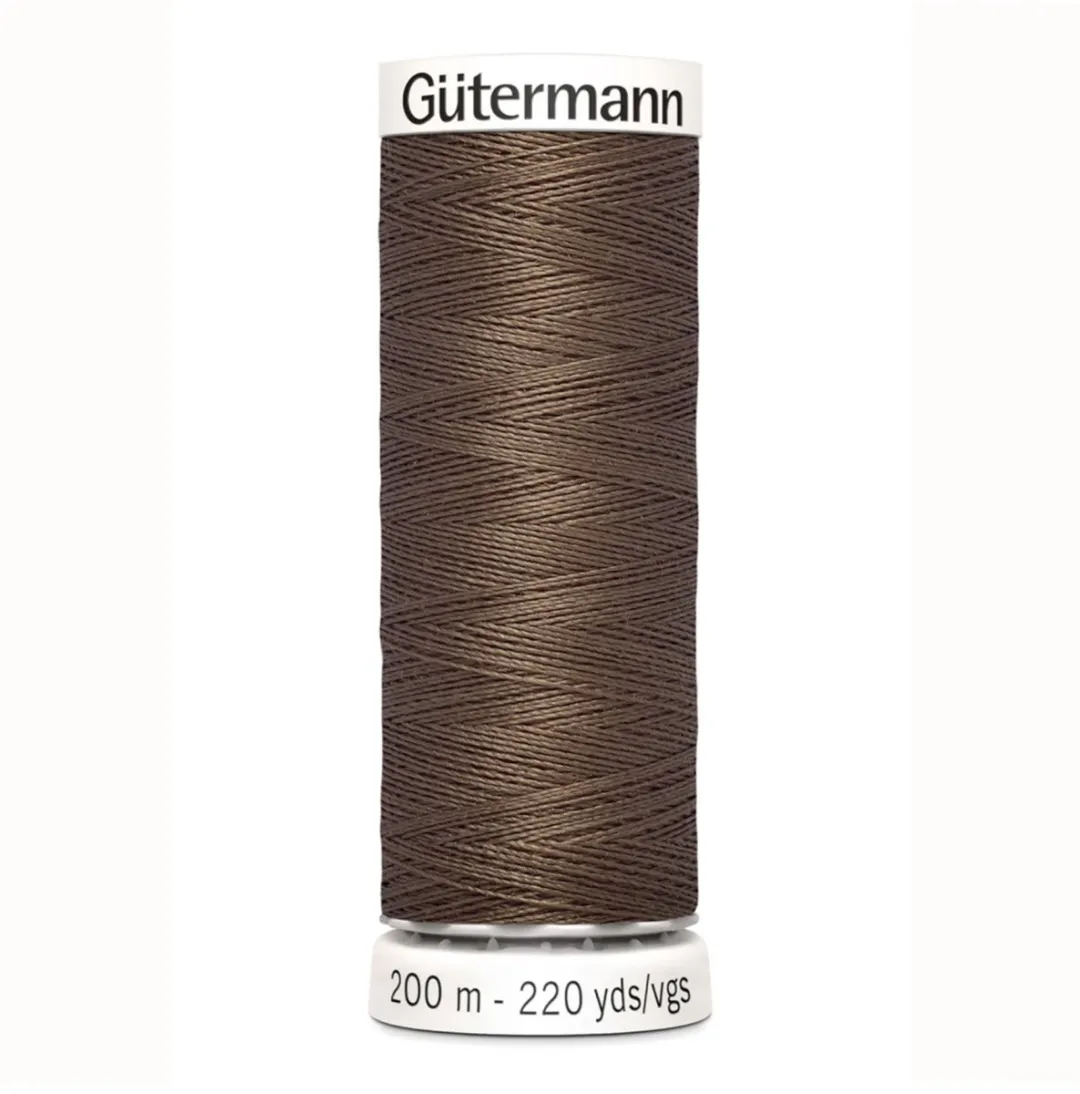 Gutermann Polyester Naaigaren 672 - Bruin