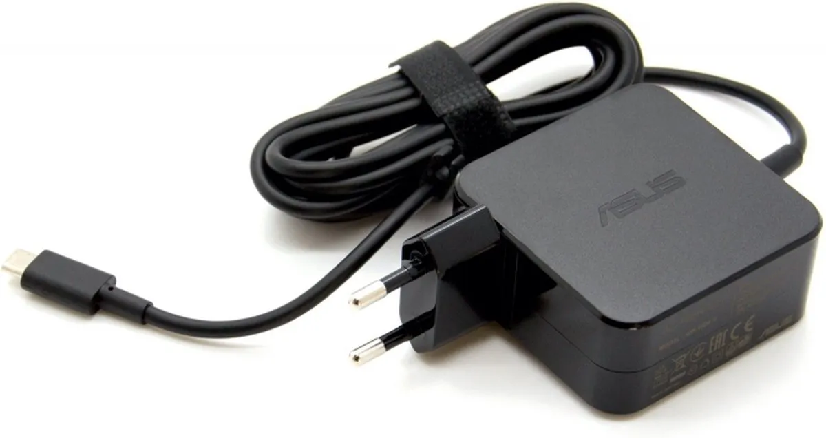 ASUS 0A001-00695000 Voedingsadapter 45W - Zwart