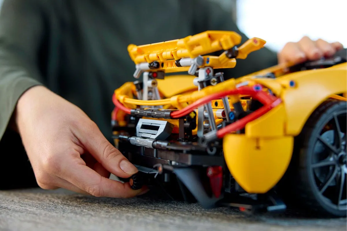 LEGO Technic - McLaren P1™ hypercar - 42172