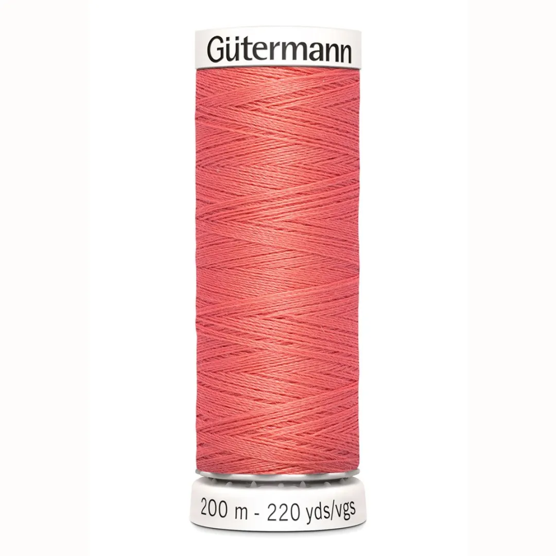 Gutermann Alles-Naaigaren Nr 896 Roze