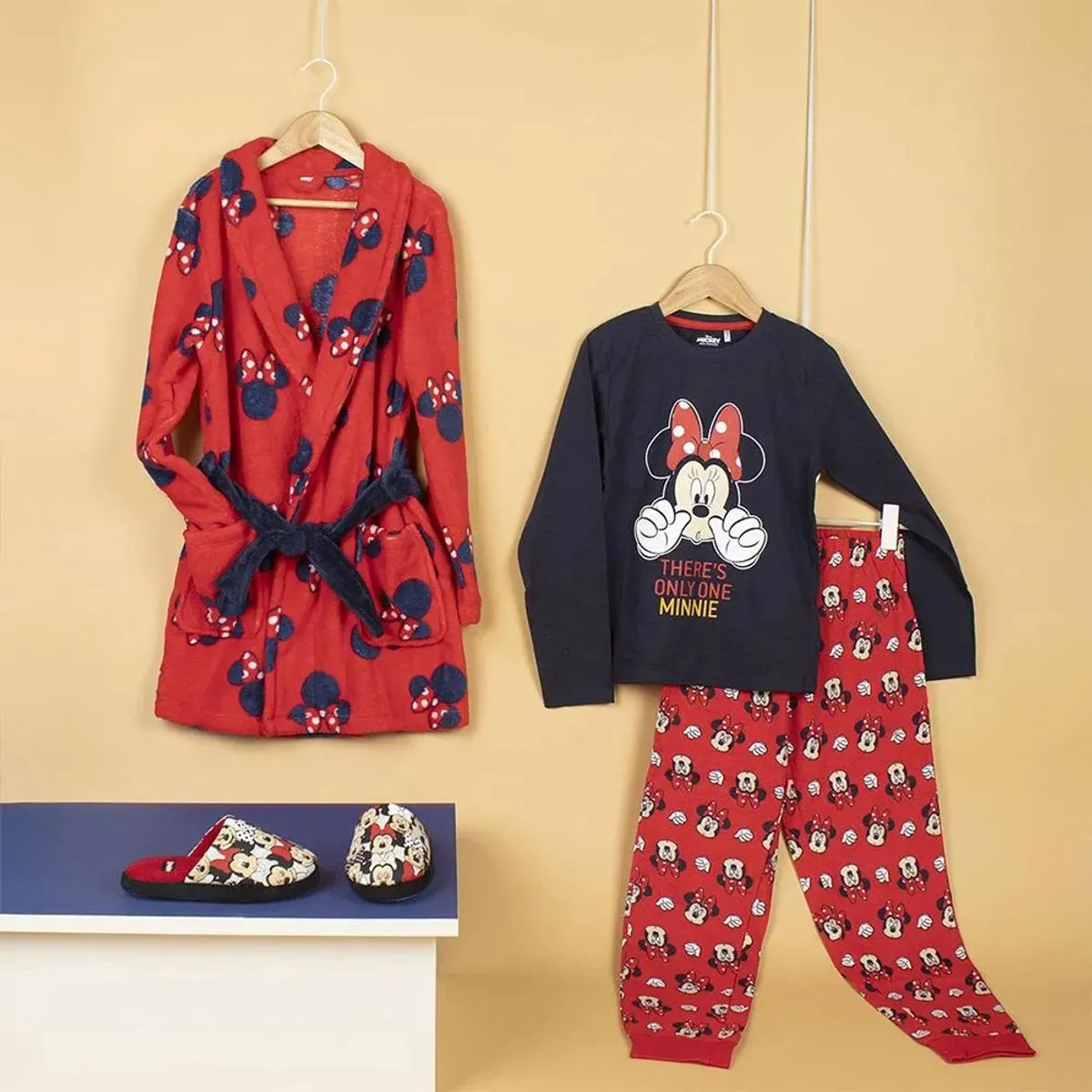Disney Minnie Mouse Badjas - Rood - Maat 164