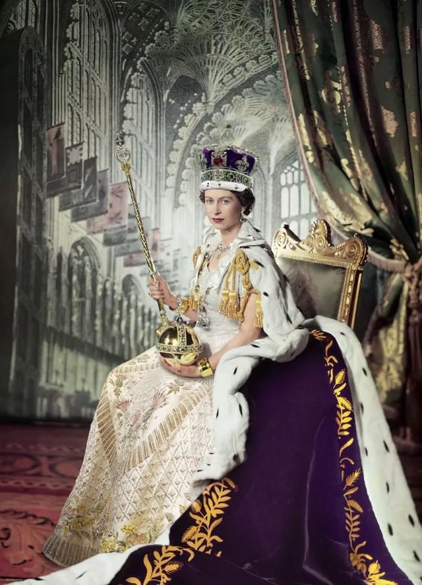 Eurographics Queen Elizabeth II Legpuzzel 1000 Stuks - Multicolor