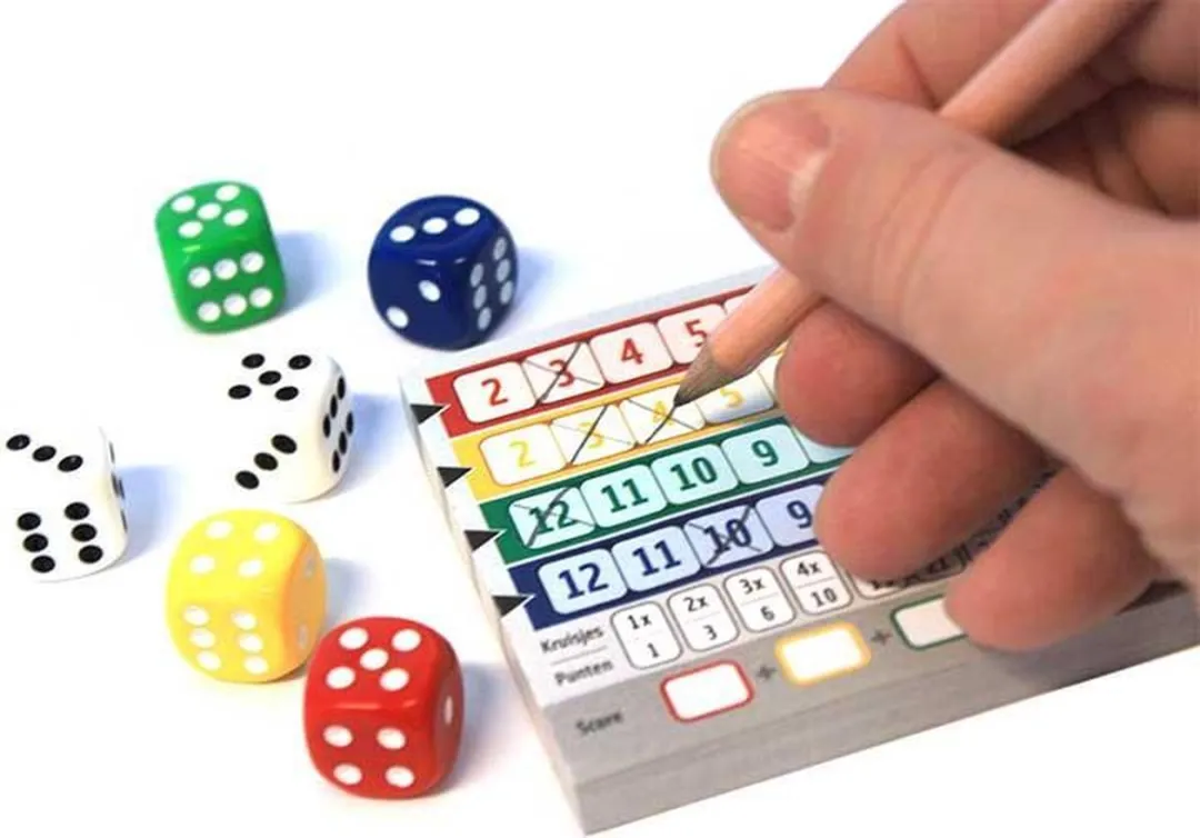 White Goblin Games Qwixx & Qwixx Connected Voordeelbundel - 2-4 Spelers