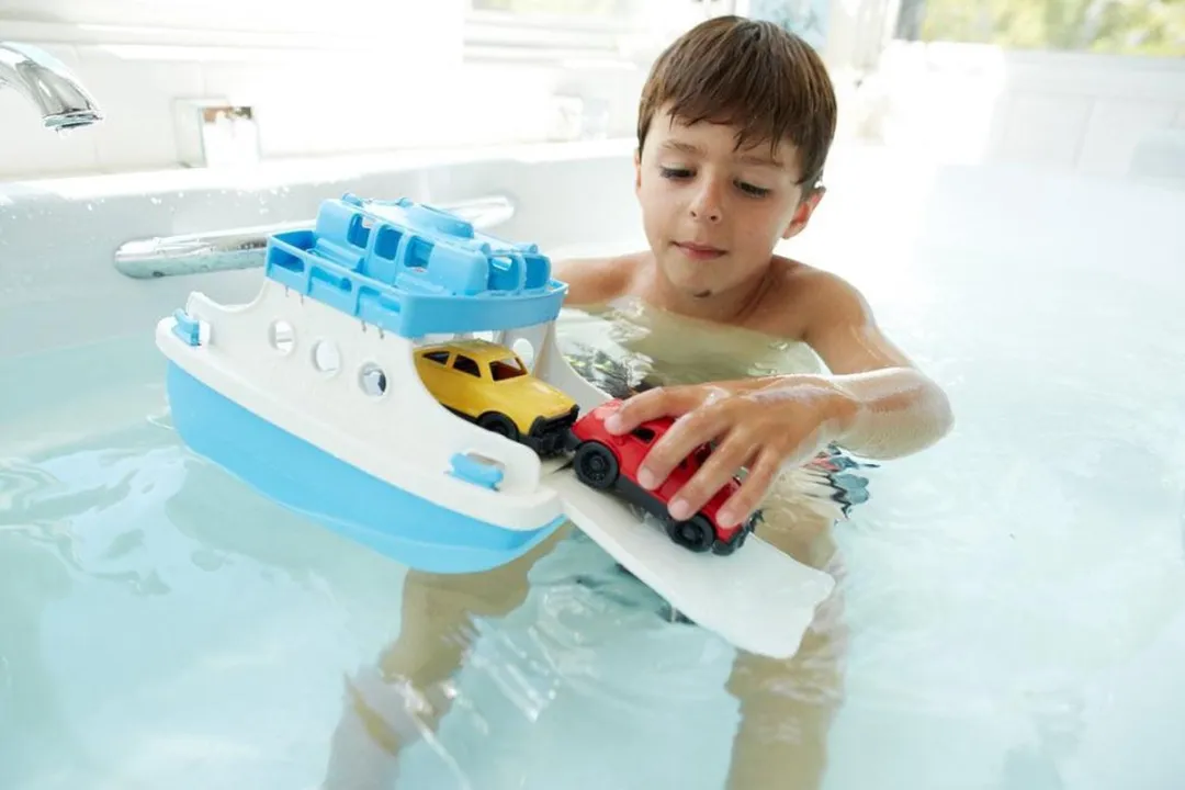 Green Toys Ferry GTFRBA1038 - Blauw