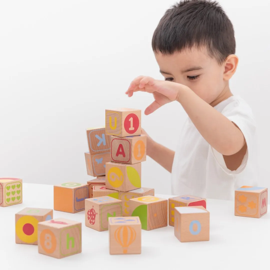 New Classic Toys Houten ABC Blokken Set 30 Stuks