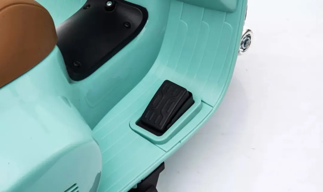 Eco Toys Elektrische Scooter Roze - 1x Oplaadbare Batterij