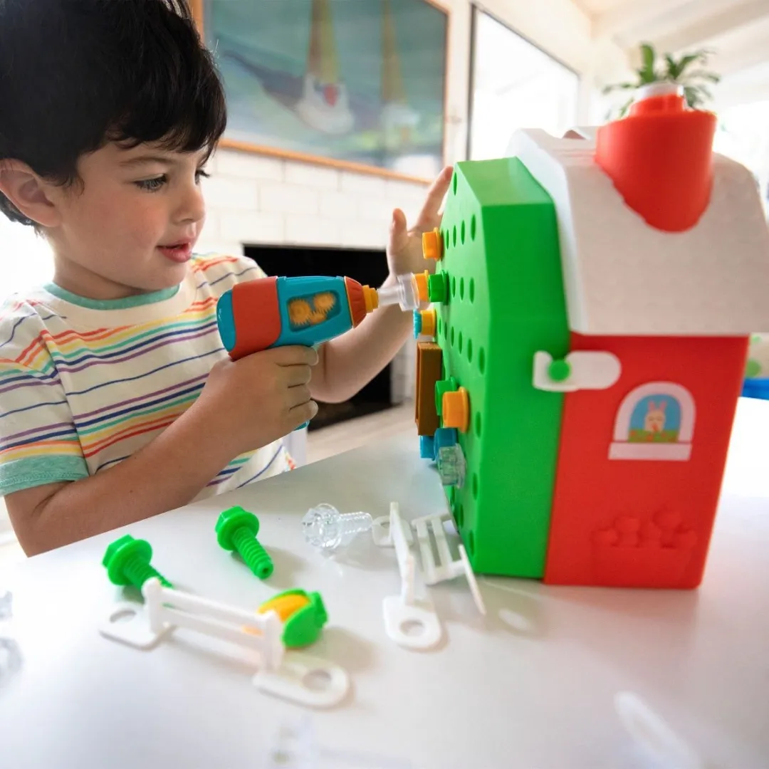 Learning Resources Design & Drill Bolt Buddies Barn - Multicolor