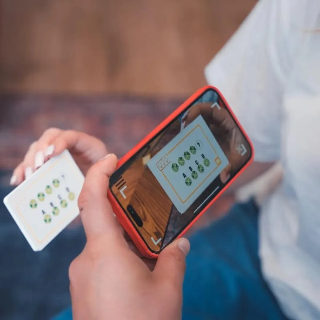 Brain Games logica kaartspel blauw - educatief spel voor kinderen.