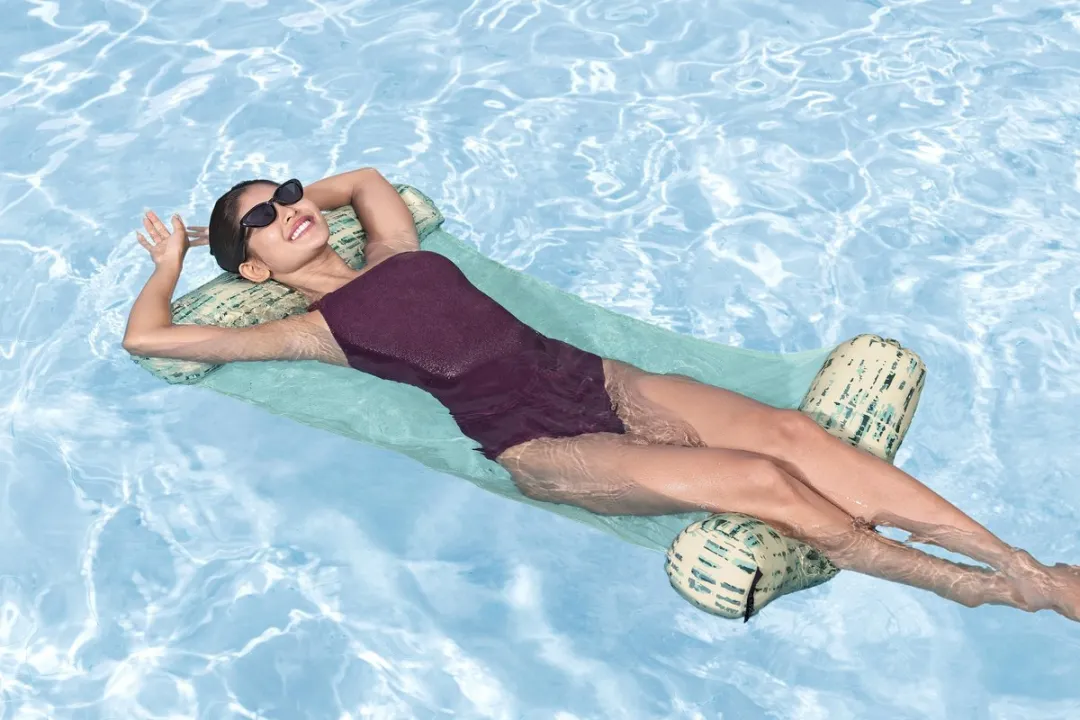 Bestway EverLuxe Luxueuze Stoffen Hangmat Zwembad Lounger - Groen - afbeelding 5 van 6