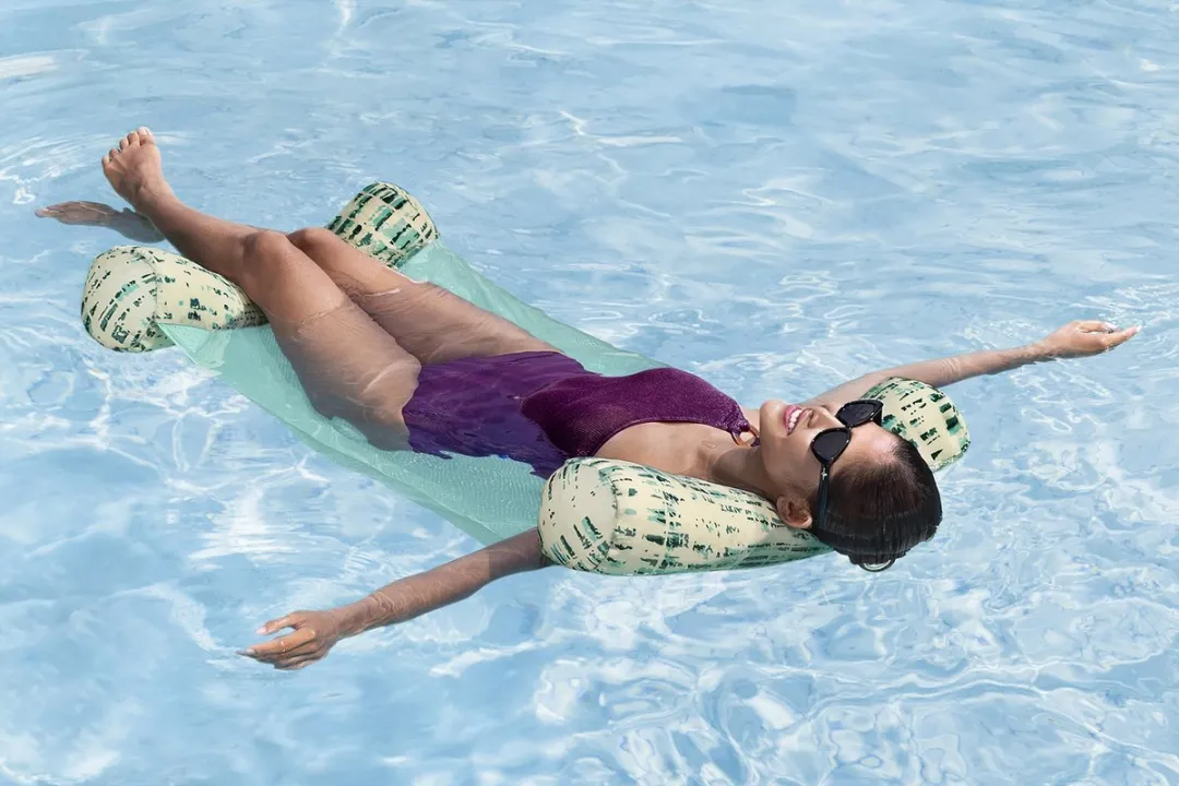 Bestway EverLuxe Luxueuze Stoffen Hangmat Zwembad Lounger - Groen - afbeelding 6 van 6