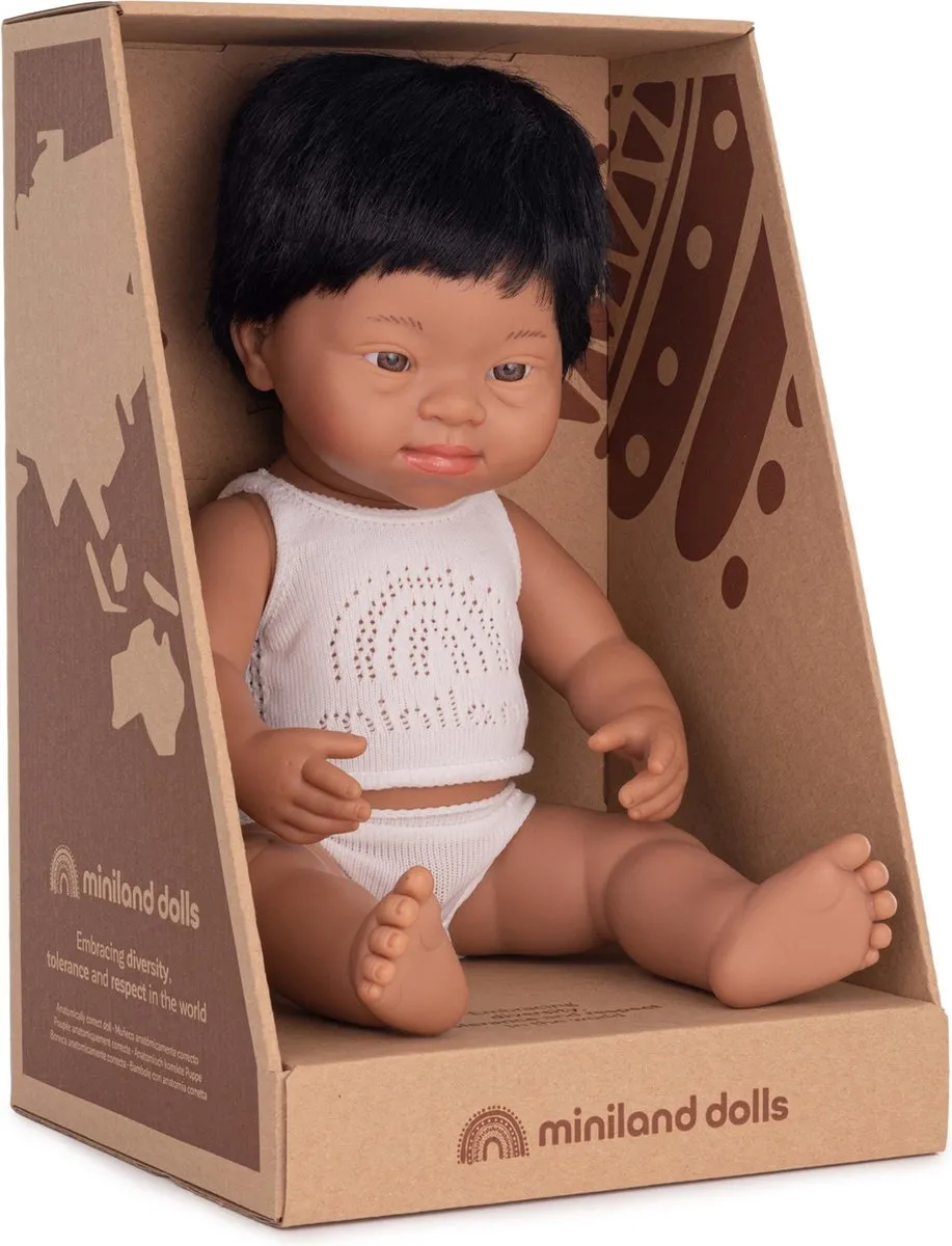 Miniland Latijns Amerikaans Jongen Down Syndroom Pop 38cm