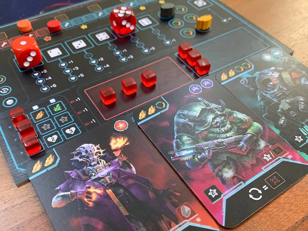 Solar Sphere - Basisspel - Dobbelspel - Gezelschapsspel - Engelstalig - Dranda Games