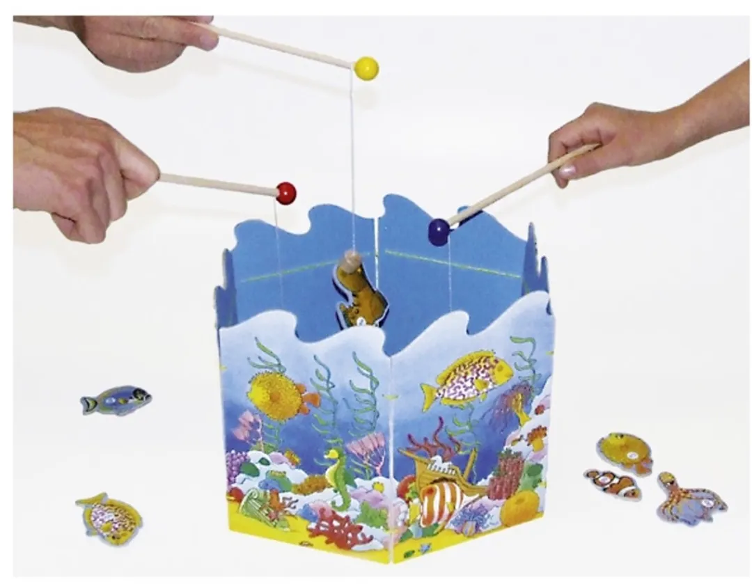 Goki Visserspel 19-delig - Ø30cm - 2 Hengels met magneet