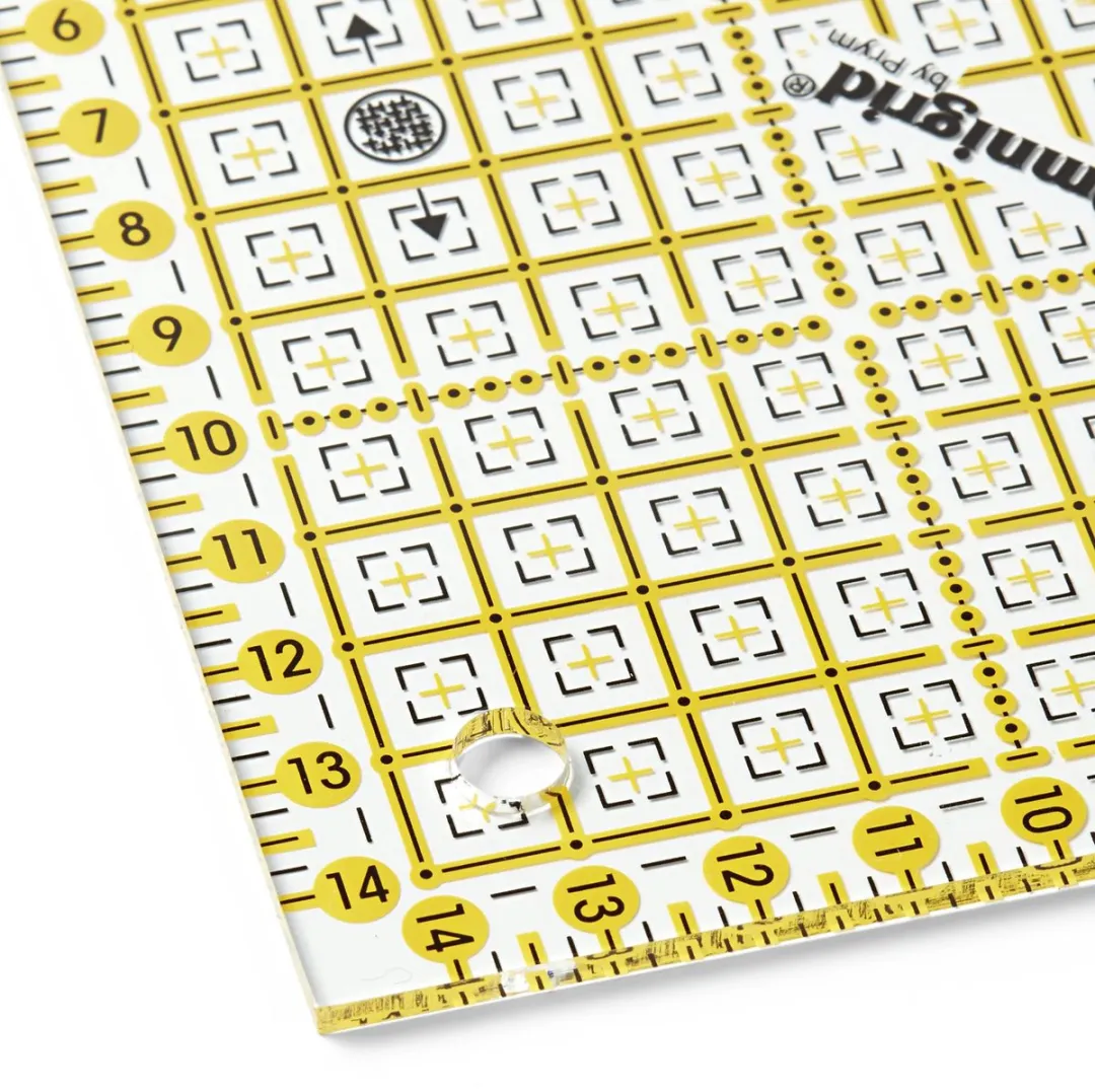 Prym Driehoek Omnigrid 1/2 Kwadraat - 15cm