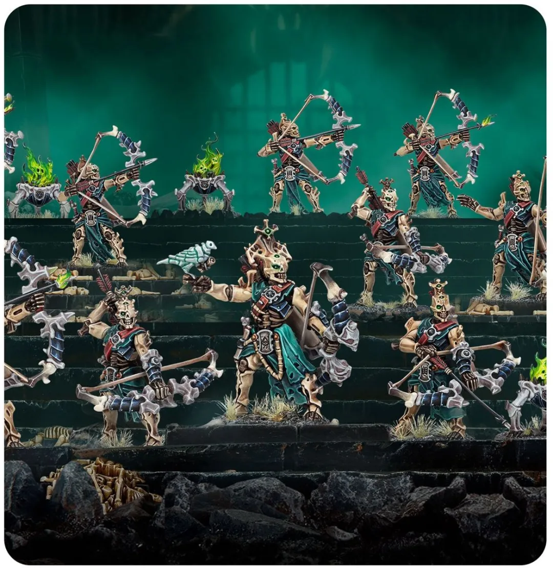 Games Workshop Ossiarch Bonereapers Mortek Triaxes - 146 Onderdelen