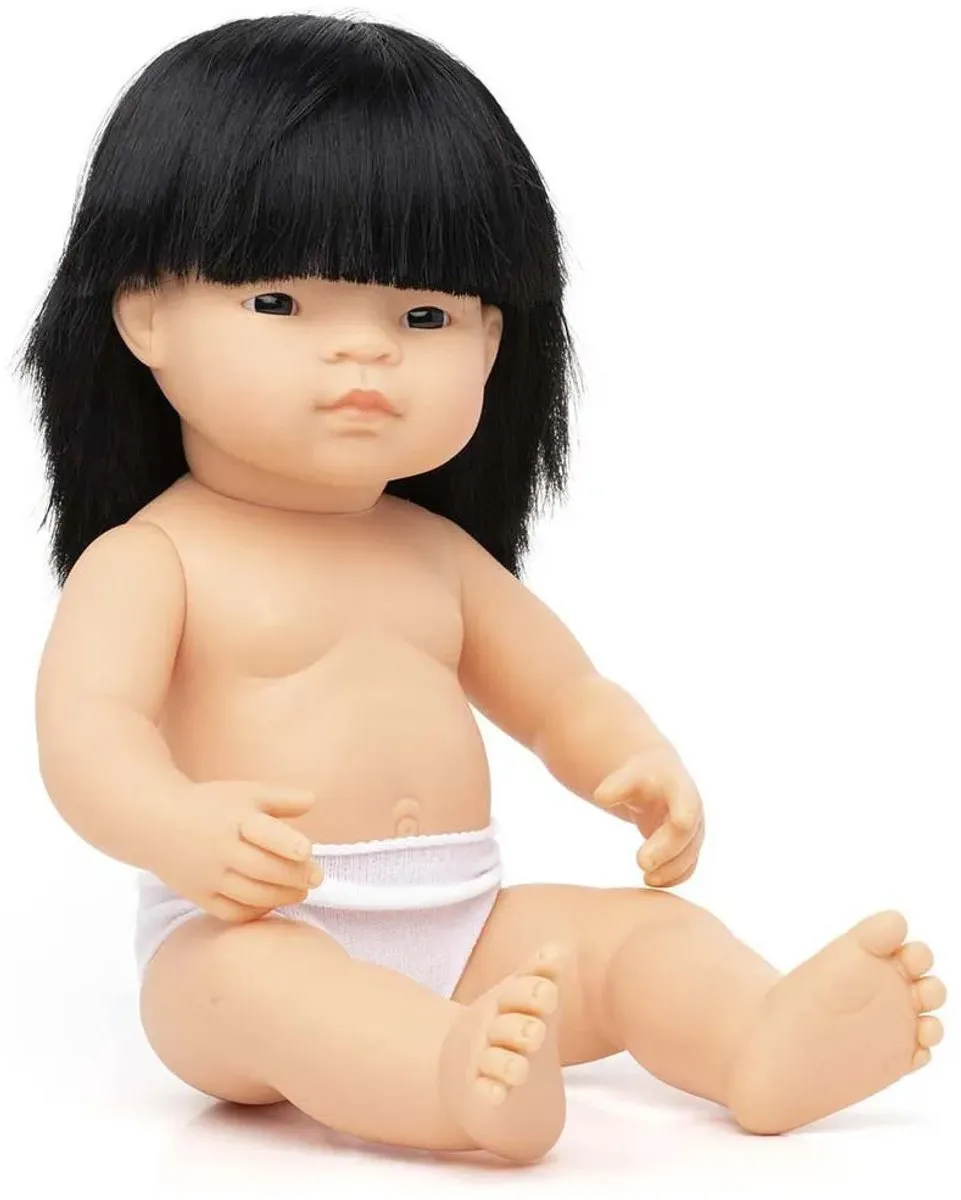 Miniland pop Aziatisch meisje 38cm speelgoedpop.