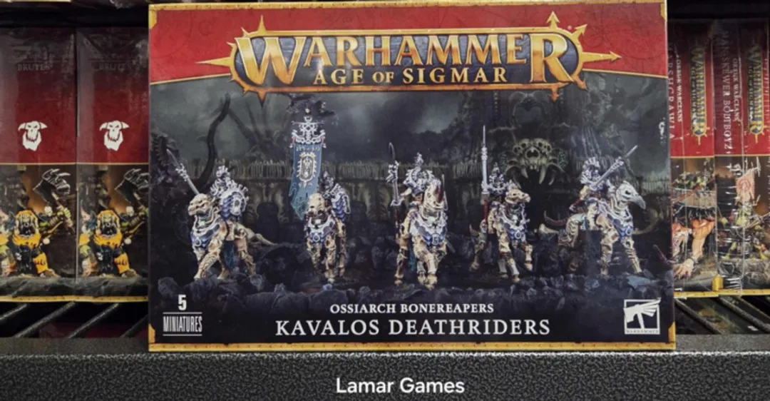 Games Workshop Ossiarch Bonereapers Kavalos Deathriders - 5 Figuren