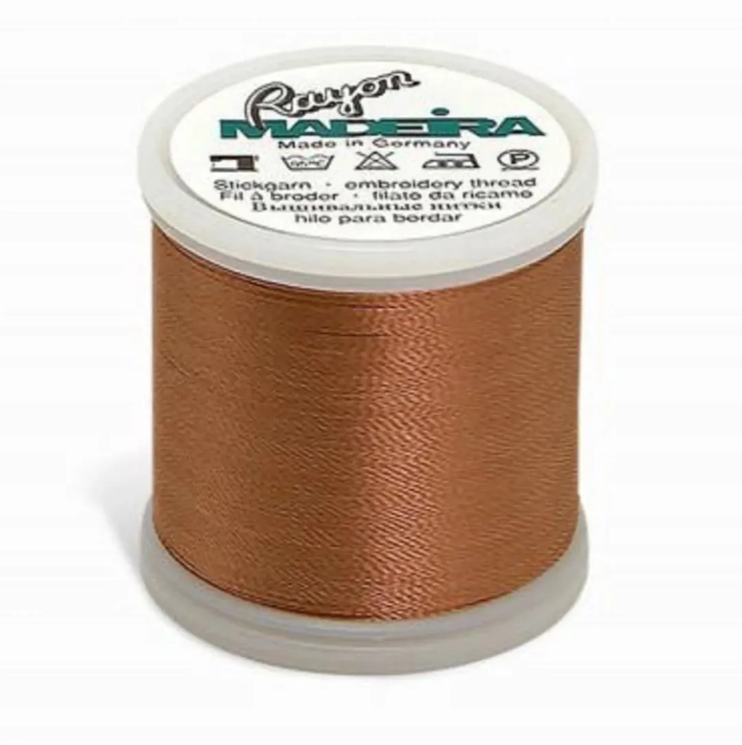 Madeira Rayon 40 200m - 1054