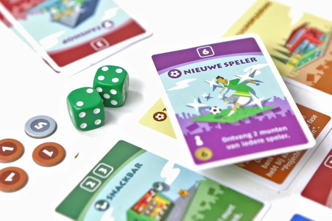 White Goblin Games Machi Koro Voetbal - 2-4 Spelers - 30 Min