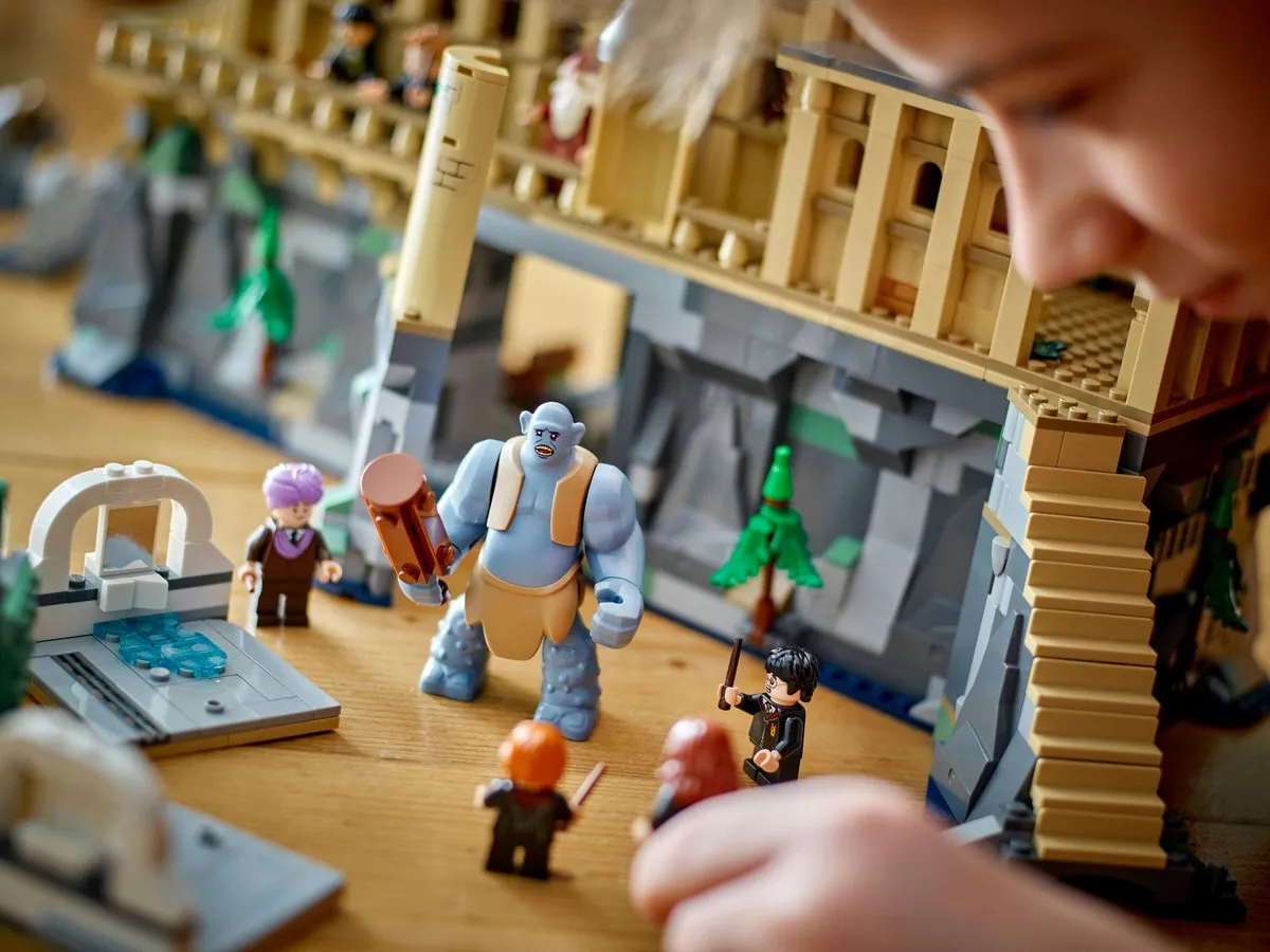 LEGO Harry Potter Kasteel Zweinstein Grote Zaal 76435 - 1732 Stukken