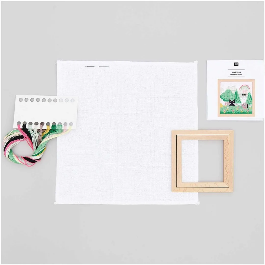 Rico Design Borduurpakket Pixel Art Landschap 100223 - Multicolor