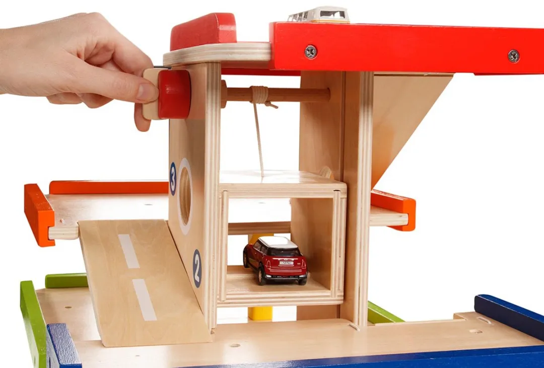 Goki Parking Garage 53821