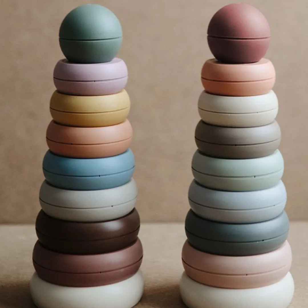 Mushie Stacking Rings Original - Roze