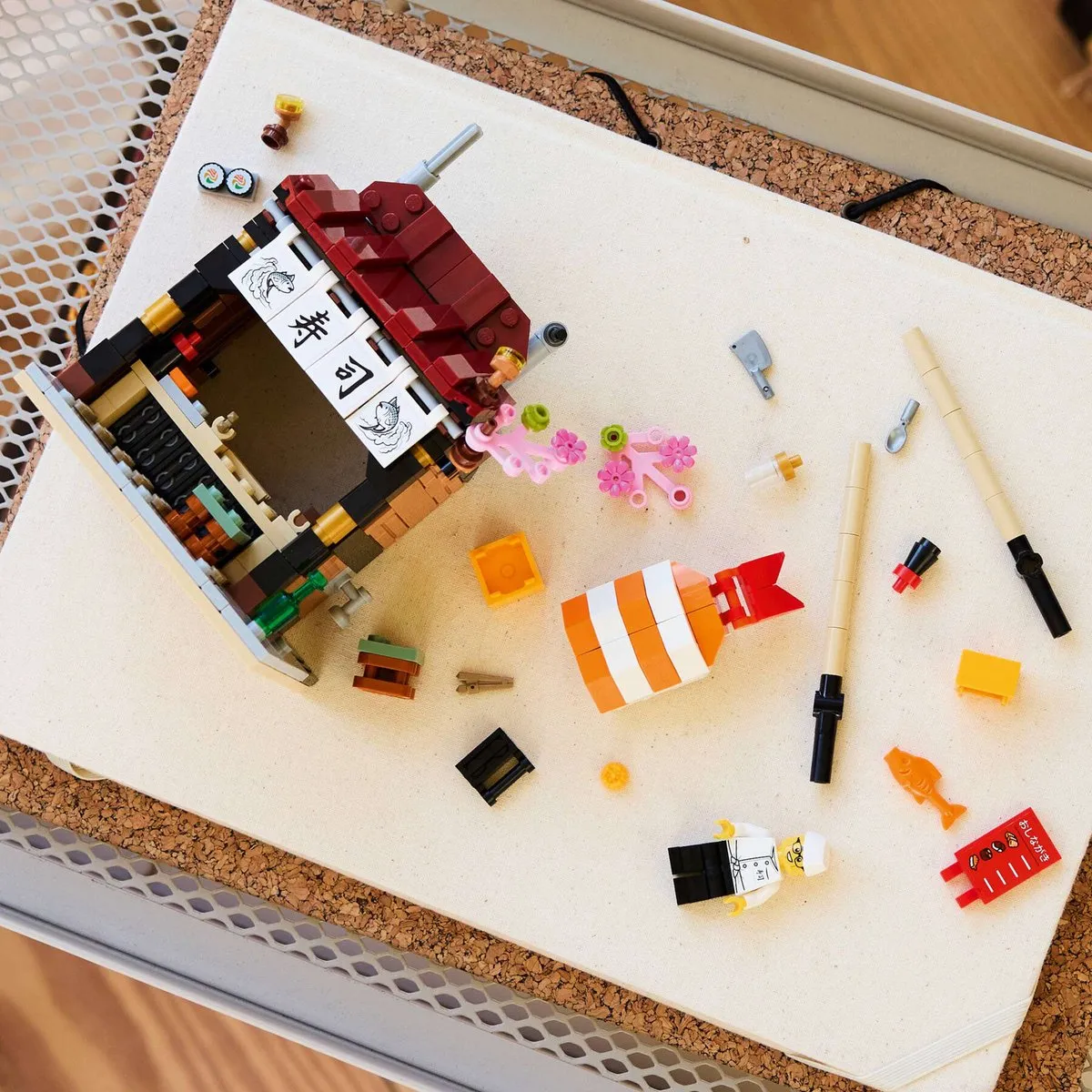 LEGO Limited Edition 40906 Restaurants van de Wereld Japan - 289 Stukken