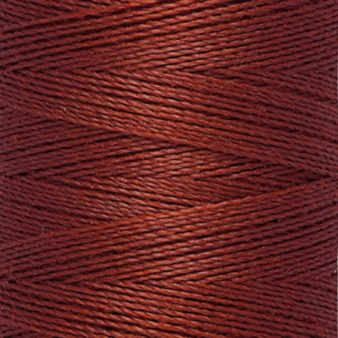 Gutermann Polyester Naaigaren 227 - Bruin