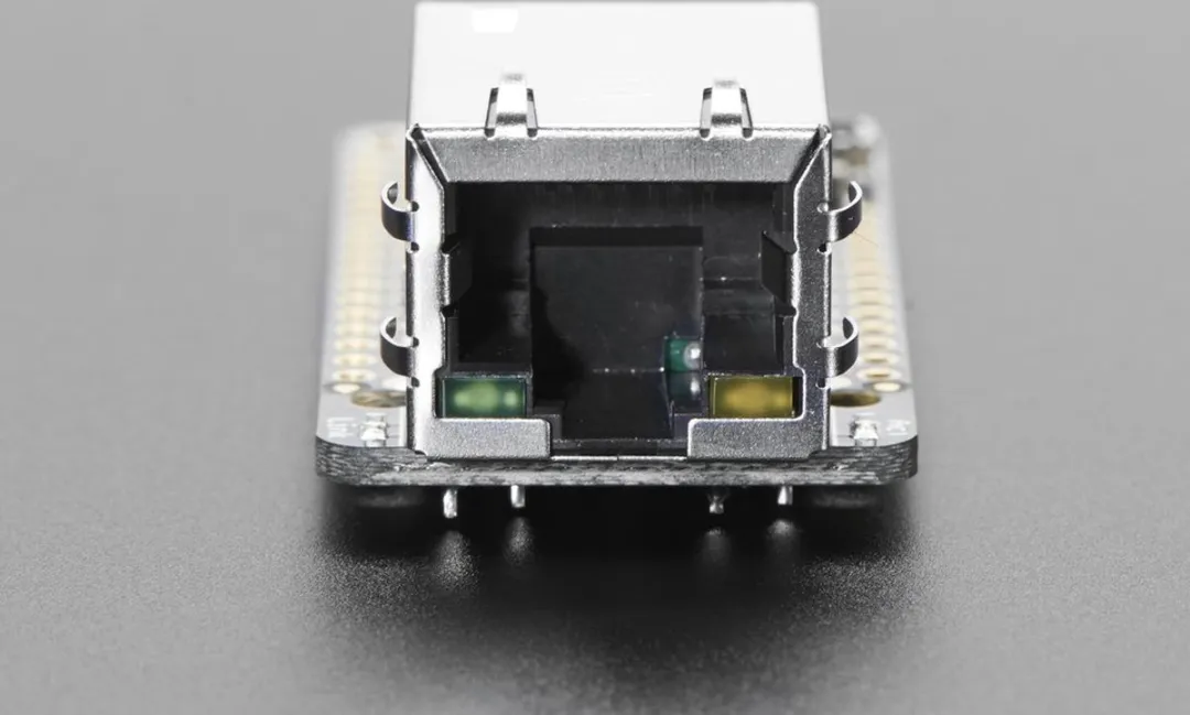 Adafruit Ethernet FeatherWing 3201 - Zwart