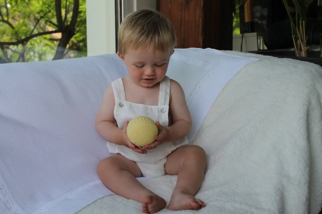 Lanco Sensory Rubberen Bijtspeeltje Bal - Geel
