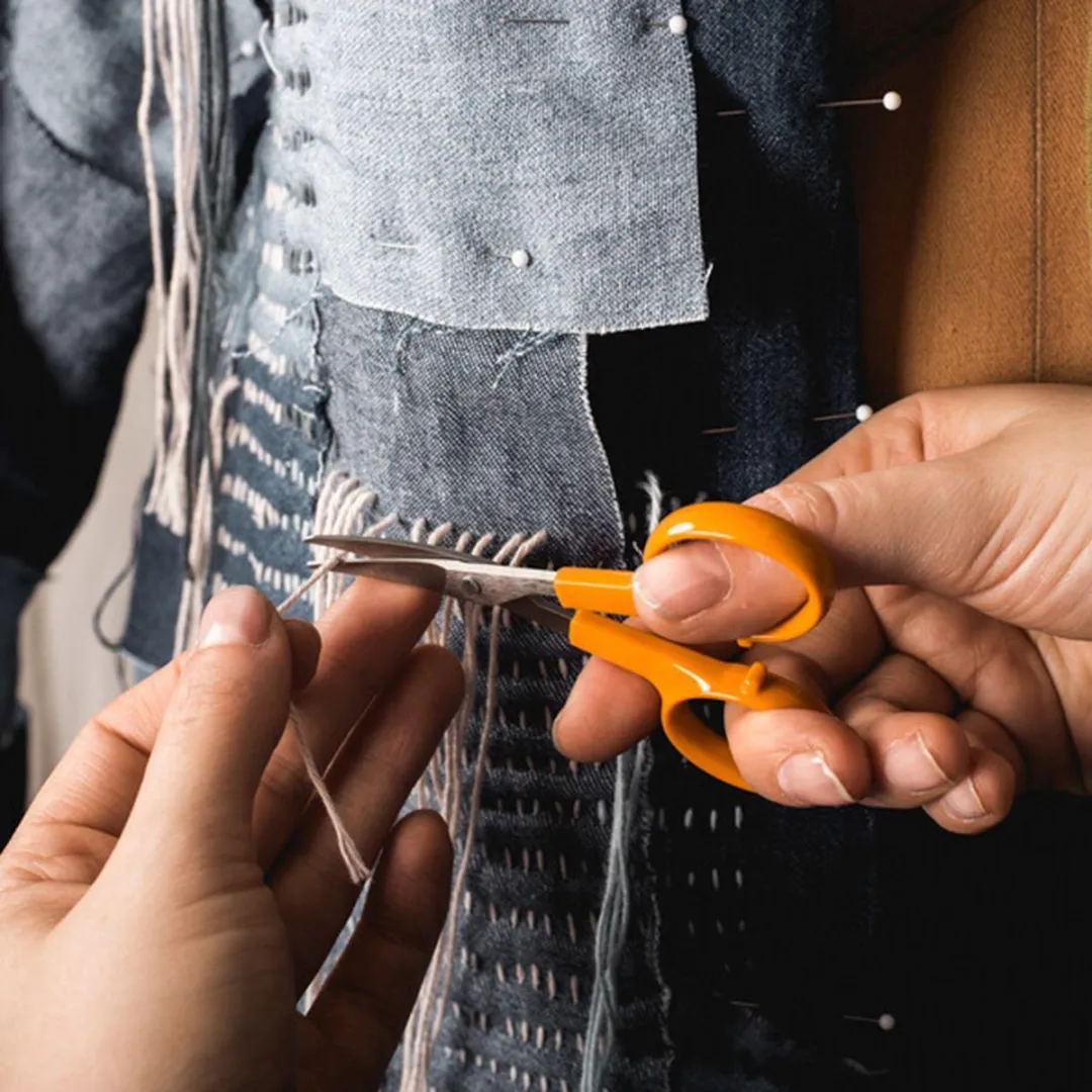 Fiskars Klassieke Precisie Schaar 10cm - Gebogen punt - afbeelding 6 van 6