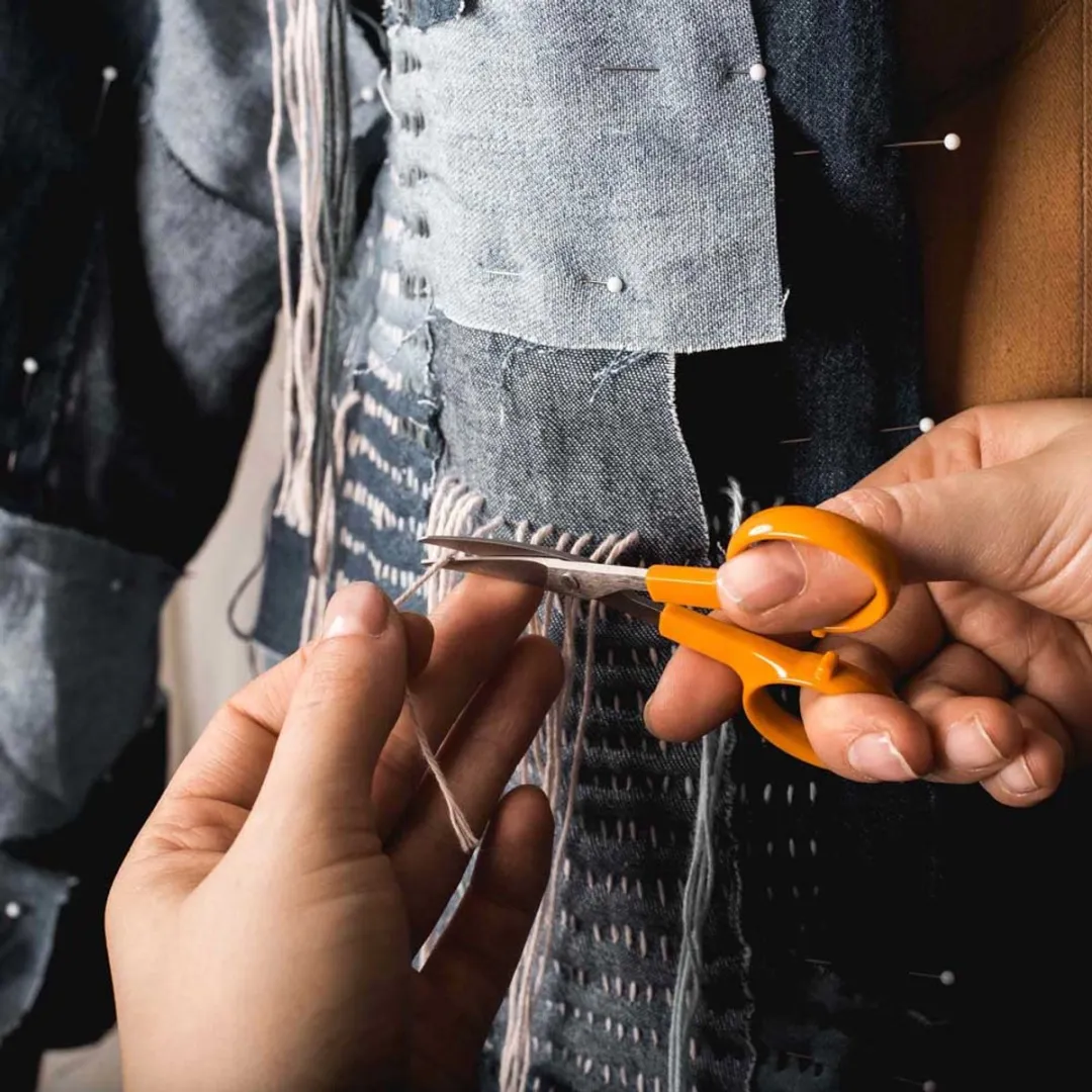 Fiskars Klassieke Precisie Schaar 10cm - Gebogen punt