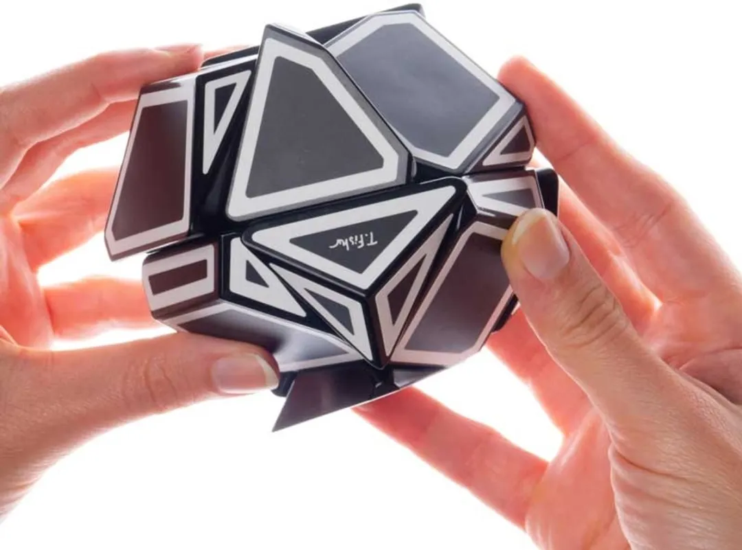 Recent Toys Ghost Cube Xtreme M5109 Breinbreker