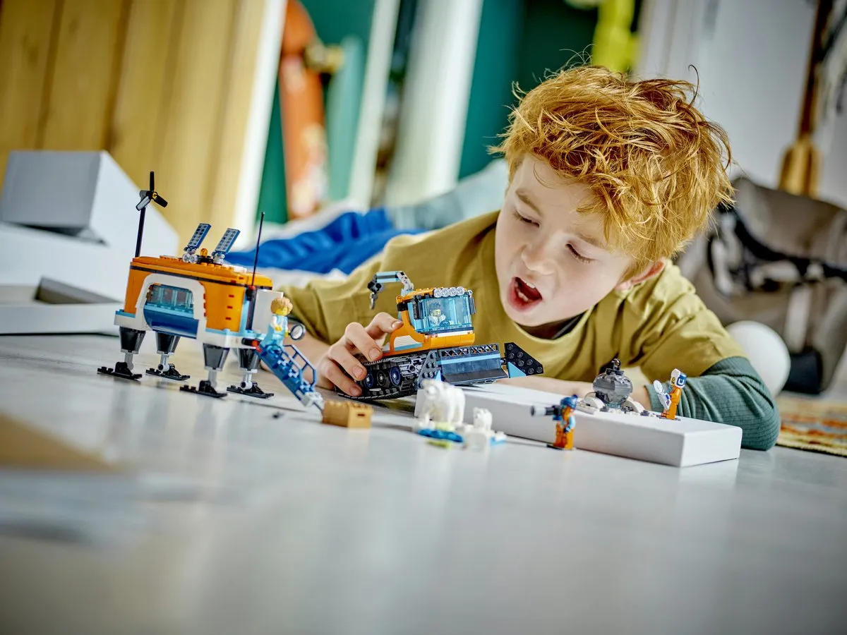 LEGO 60378 Truck en Mobiel Laboratorium Poolonderzoek - 489 Stukken