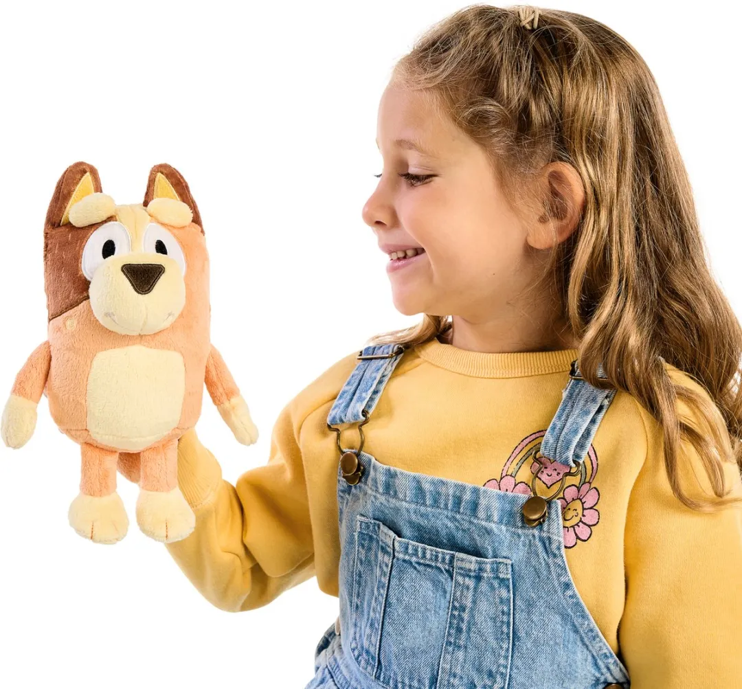 Moose Toys Bluey Kleine Pluchen Chilli Knuffel - Bruin