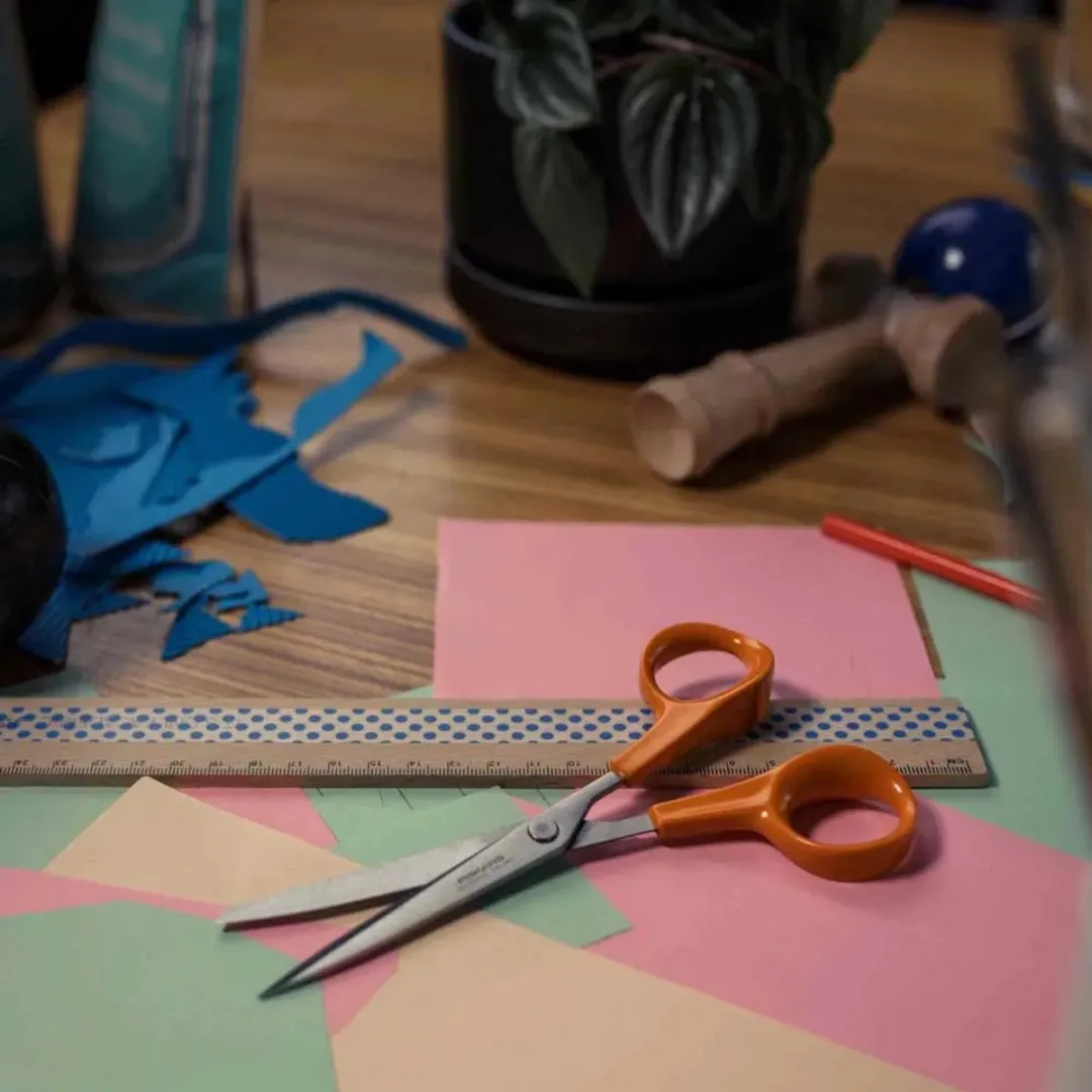 Fiskars Universele Schaar 17cm - Oranje