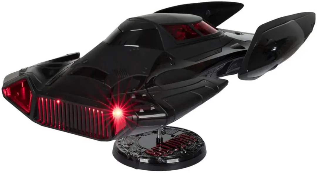 McFarlane Toys Batman Beyond Batmobile Gold Label MCF15879 - 53cm - afbeelding 3 van 6