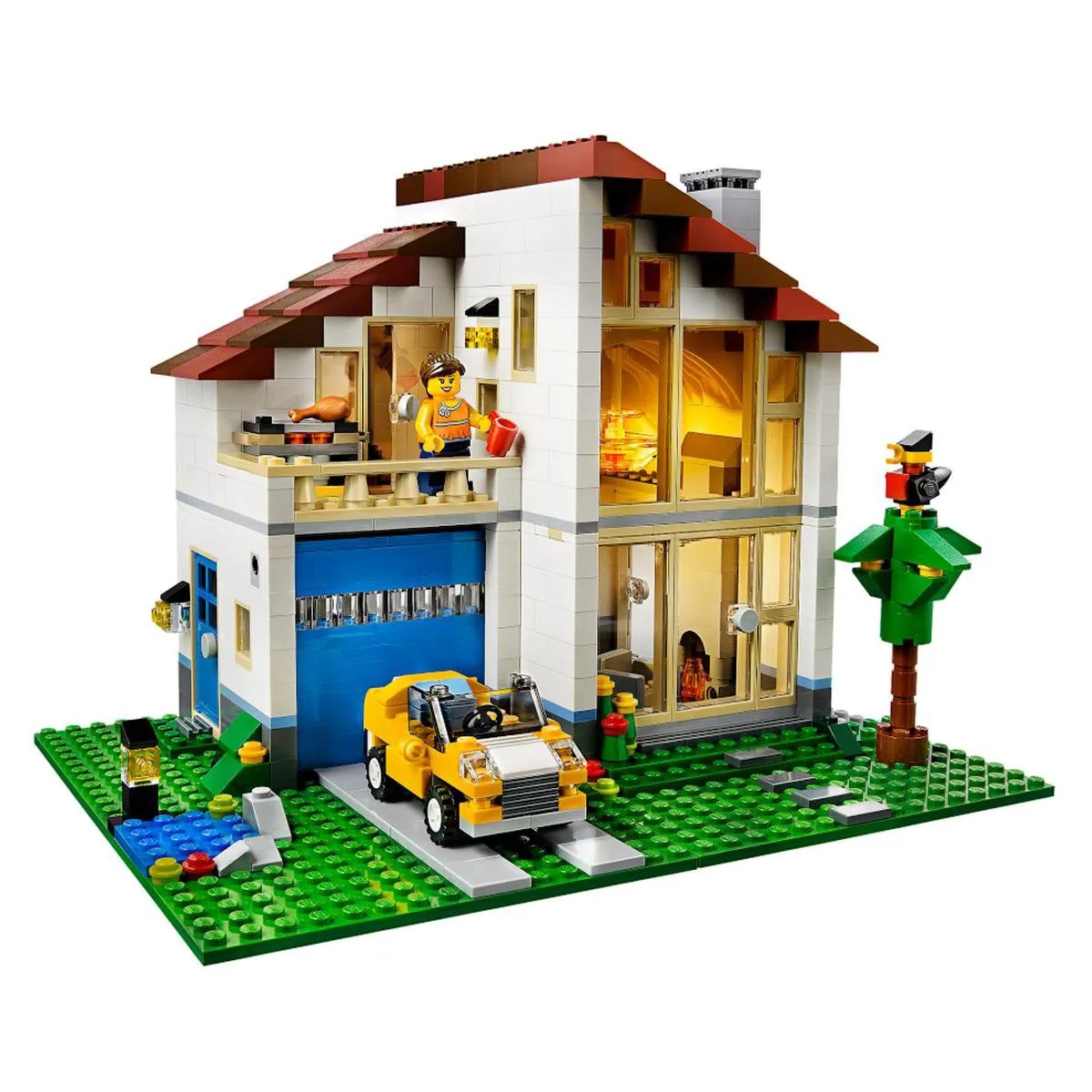 LEGO Creator Familiehuis 31012 - 756 Stukken - 2 Minifiguren