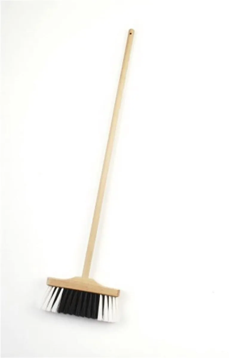 Klein Toys Pure Fresh Kinderbezem 6609 - 18x5x60cm - afbeelding 6 van 6