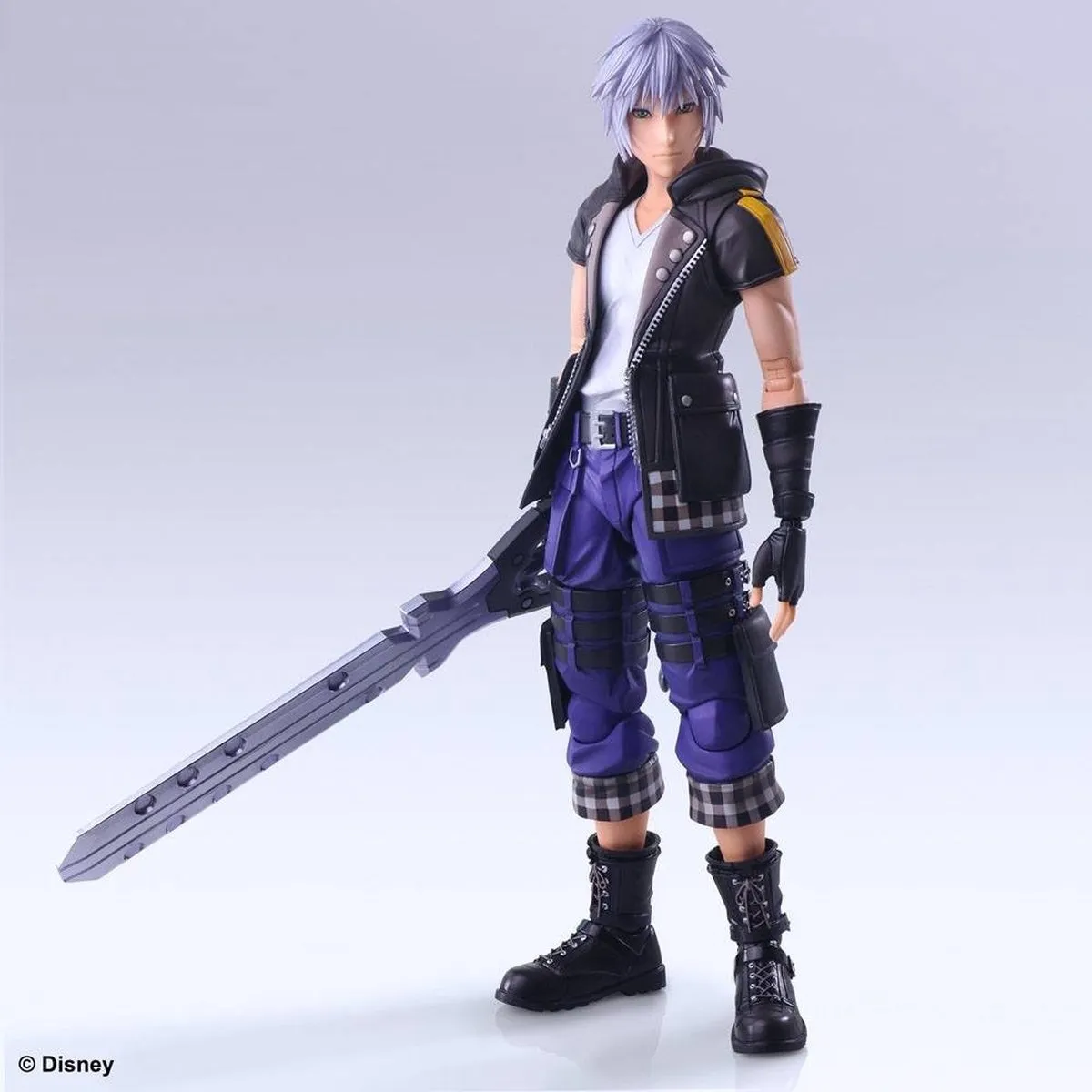 Square Enix Kingdom Hearts III Play Arts Kai Riku Ver. 2 - Action Figure 24cm - Multicolor