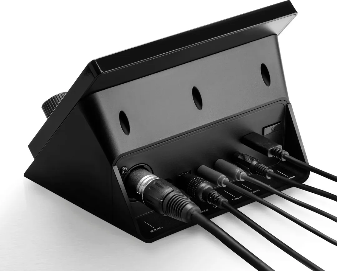 Hercules Stream 200 XLR - Audiocontroller voor Live-streaming - LCD-scherm - 4 VU meters - 8 Tracks - PC