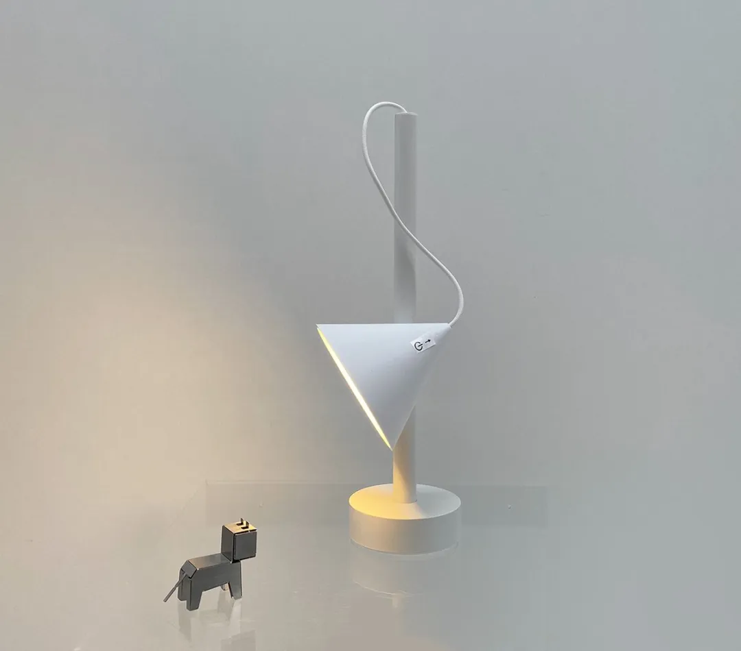 Alessi Tsumiki Oplaadbaar Tafellampje - 3.5W - Wit