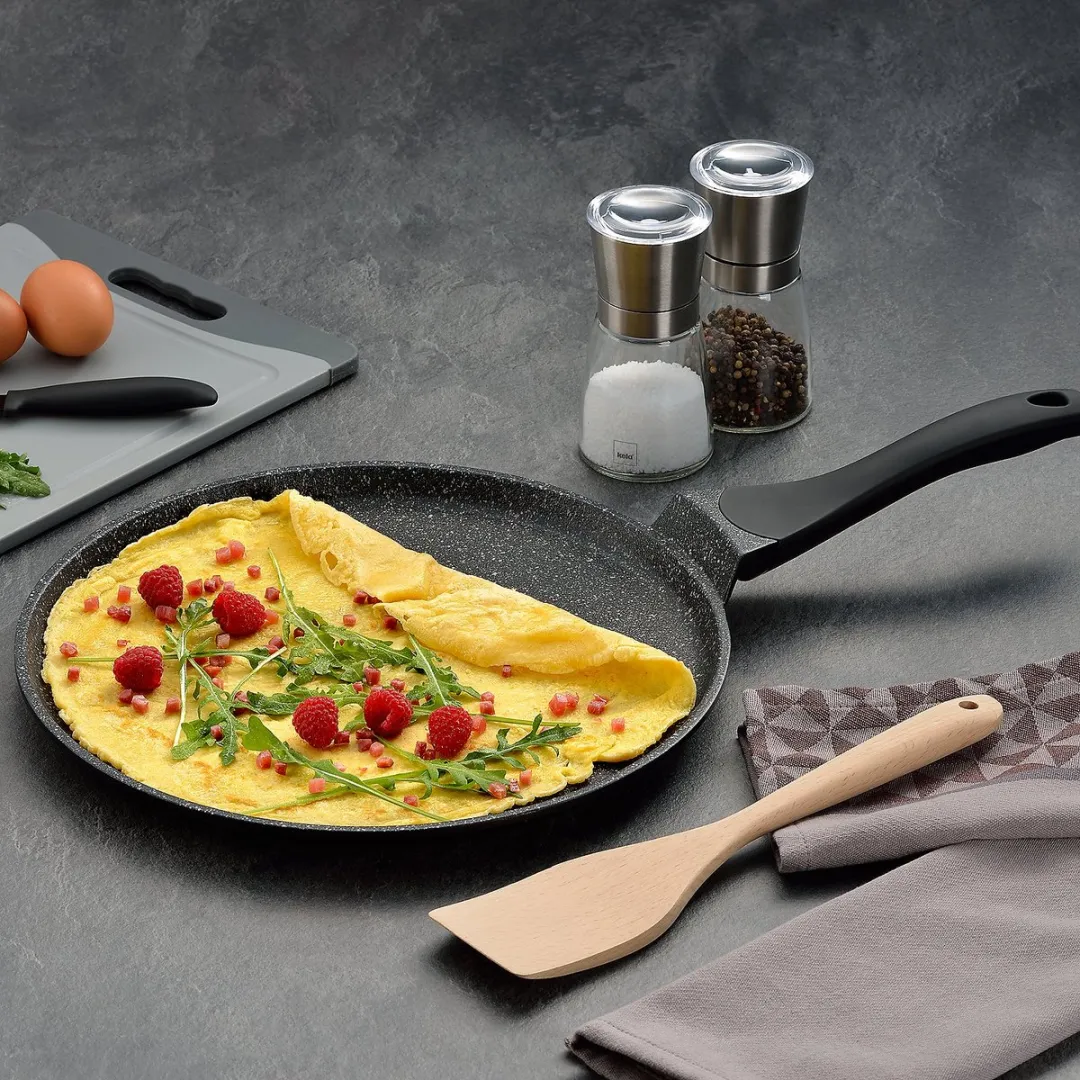 Kela Stella Nova Crêpepan 32cm - Zwart