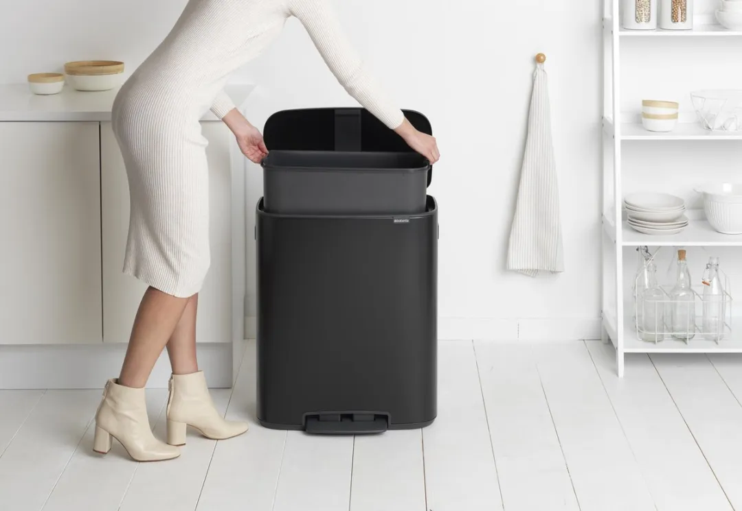 Brabantia Bo Prullenbak 60L - 1 vak - Matt Black
