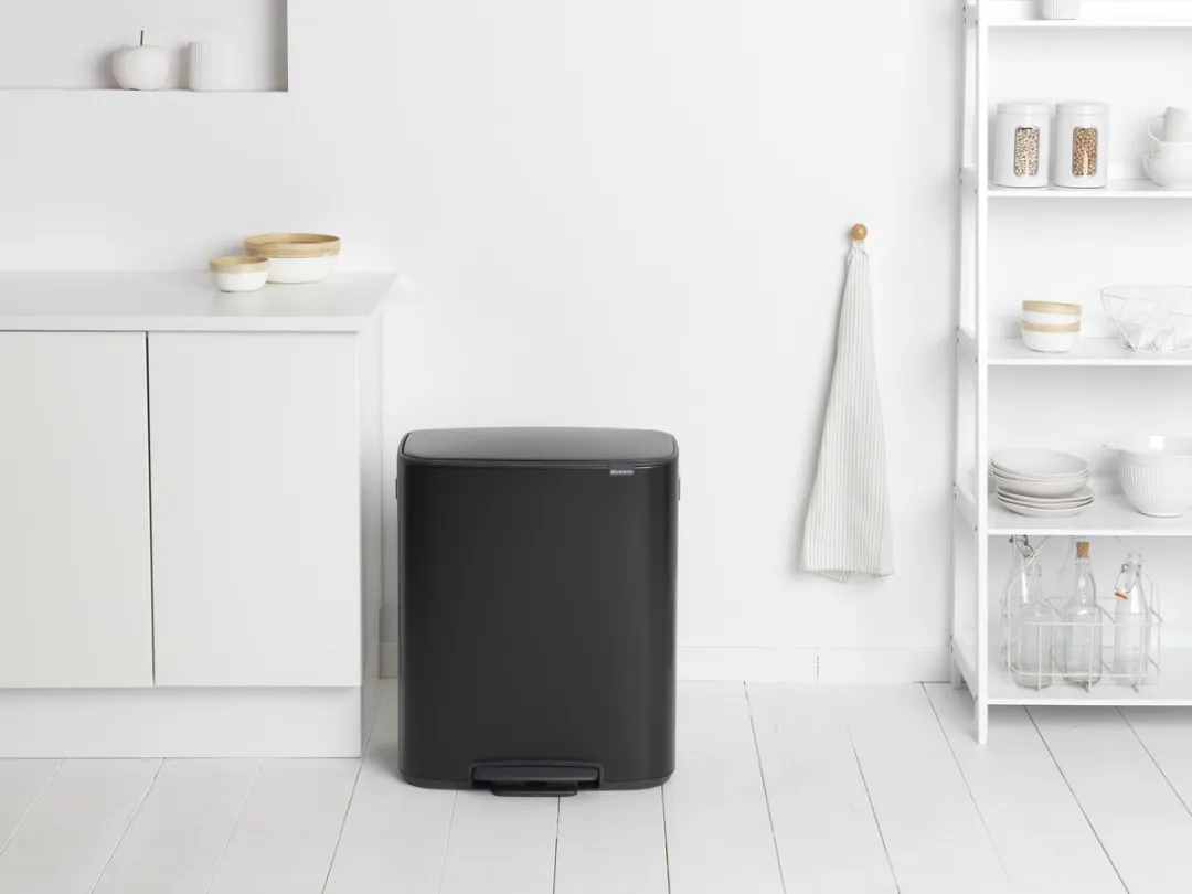 Brabantia Bo Prullenbak 60L - 1 vak - Matt Black